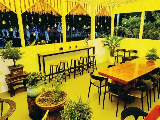 Jimmy's Ancient Charm Homestay (Xichong Branch)