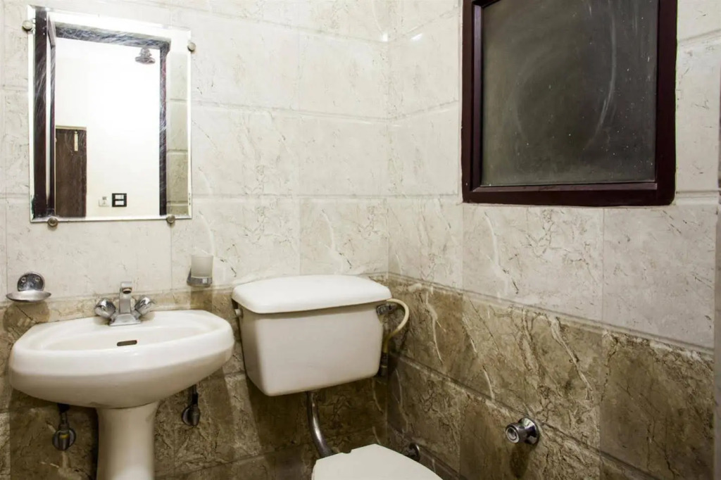 HOTEL G!S Paradise Amritsar - Provided Fully Air Conditioned & Well Decorated Rooms - Free Parking And Free Wi-fi Facility - A Premium Hotel In Amritsar