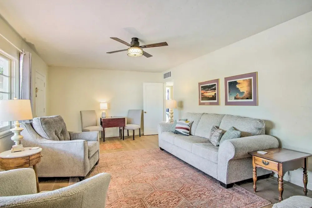 Centrally Located Tucson Home ~ 5 Mi to Dtwn