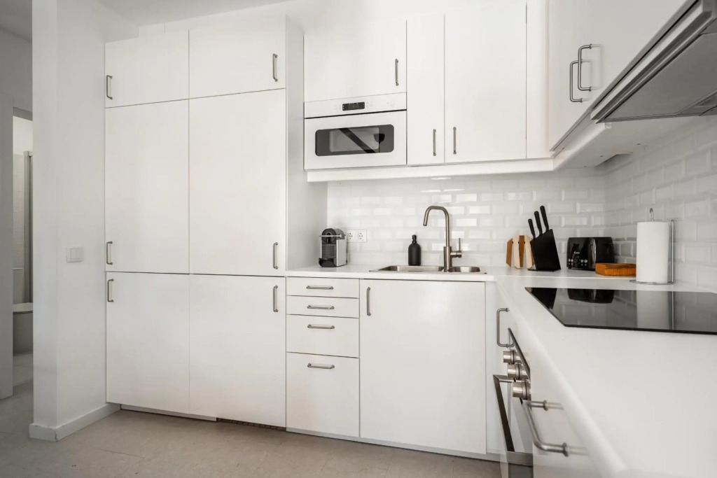 Lovely 2 Bedroom Apartment in the Heart of Lisbon