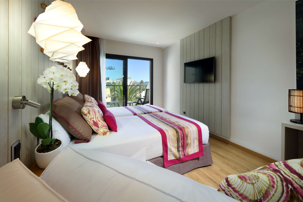 Курортный отель Grand Palladium White Island and Spa - All Inclusive