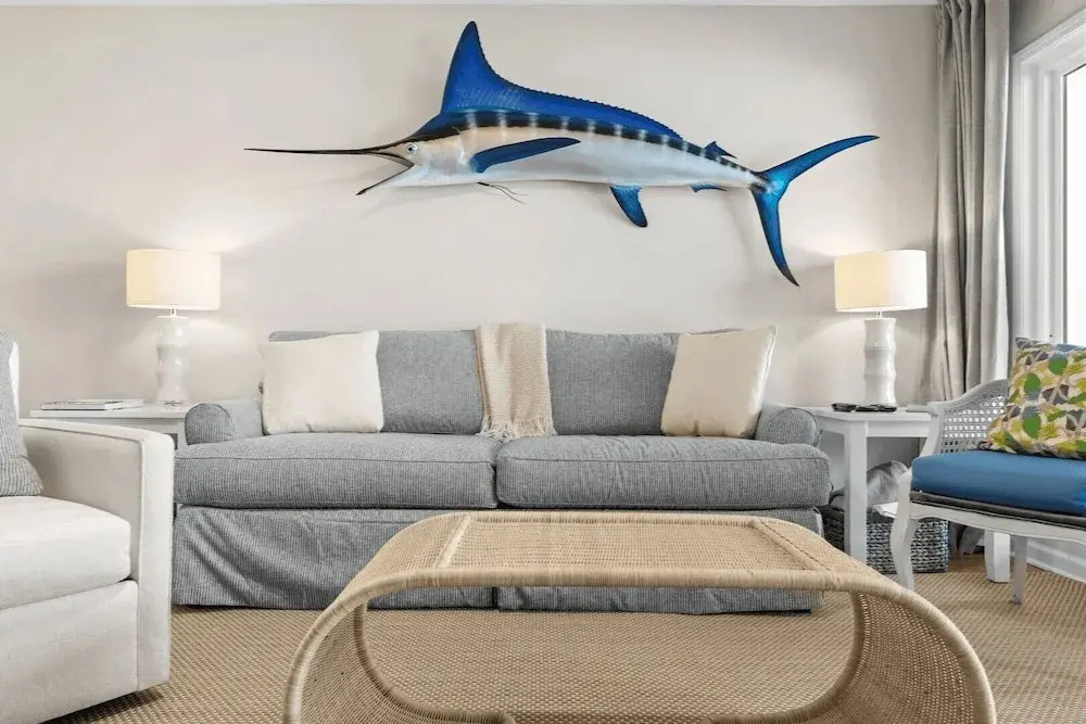 Blue Marlin by Avantstay Beachfront w/ Views, Pool Access, Beach Chairs