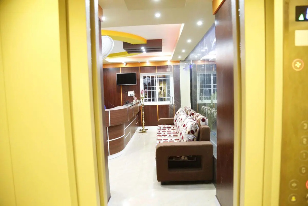 Hotel New Amirtham inn