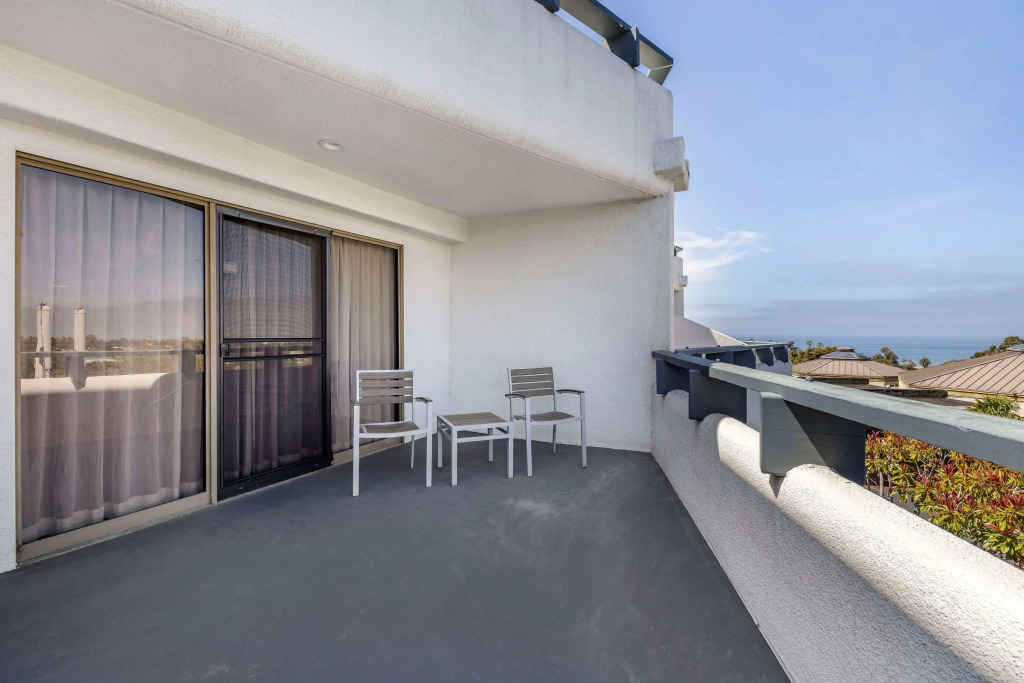 The Encinitan Hotel & Suites