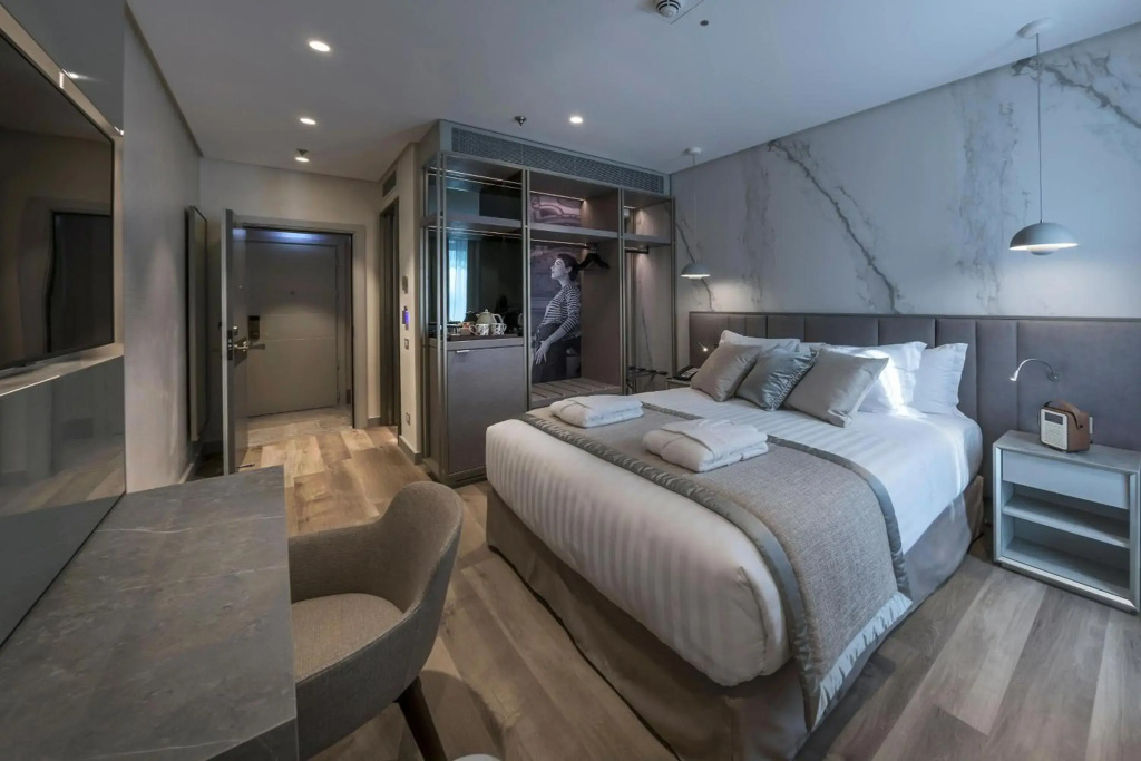 The Regency, Rome, a Tribute Portfolio Hotel