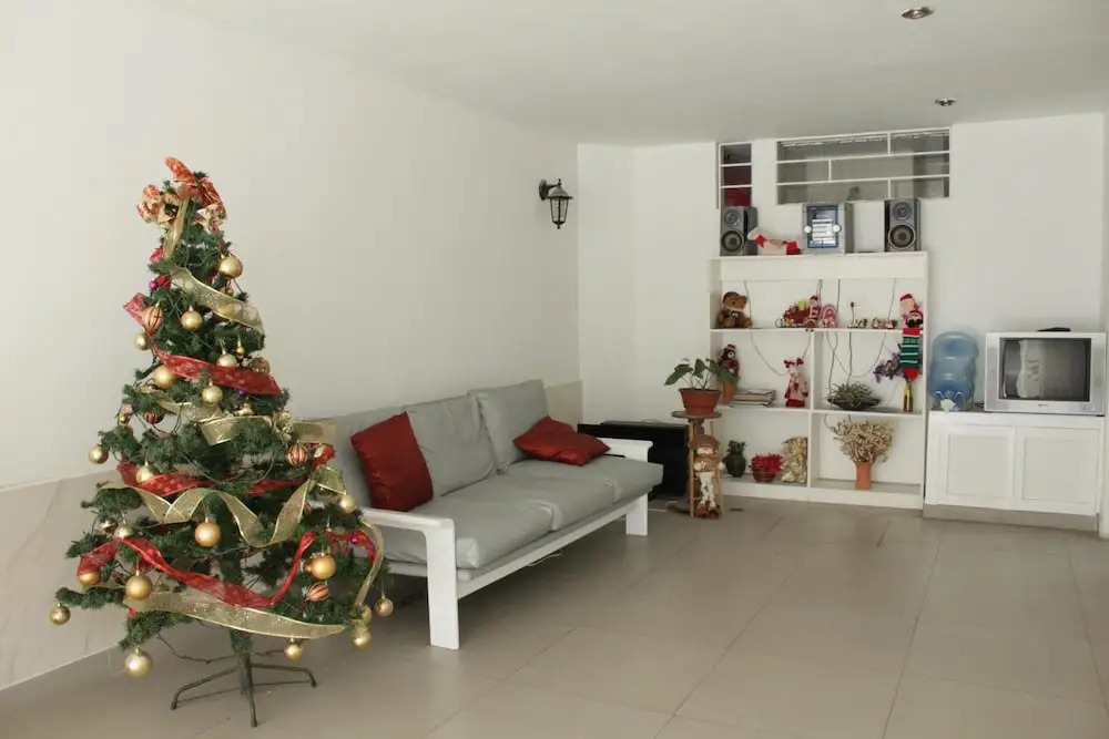 Monterrico Suites Hotel