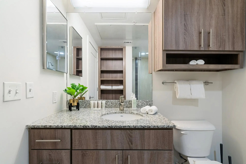 Mid Main Lofts #6222 | Cool & comfortable studio loft | Midtown