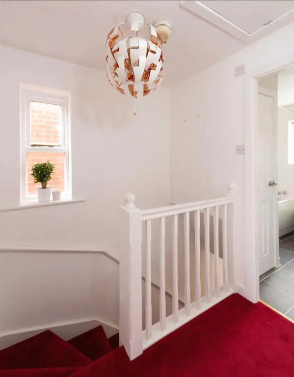 Sleek & Stylish 2BD Home w/ Office/studio