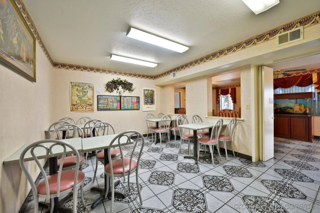 Budget Inn