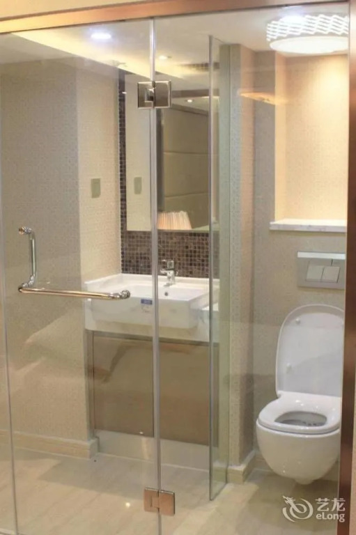 Xuan Long Apartment Hotel