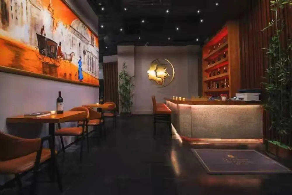 De La Reine Bar Spa Hotel Guangzhou
