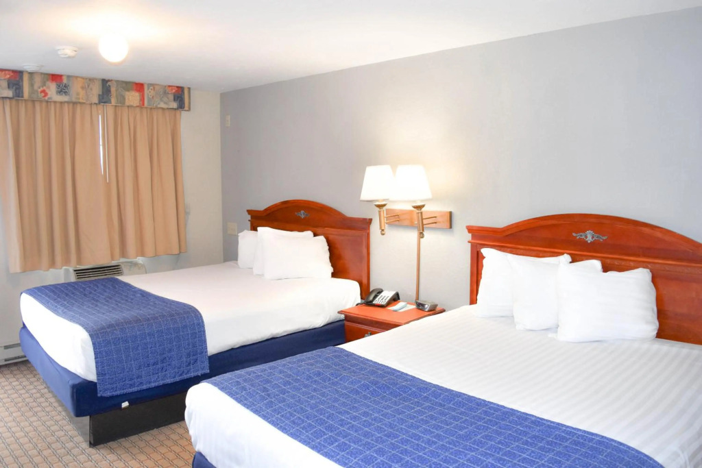 Knights Inn North Attleboro
