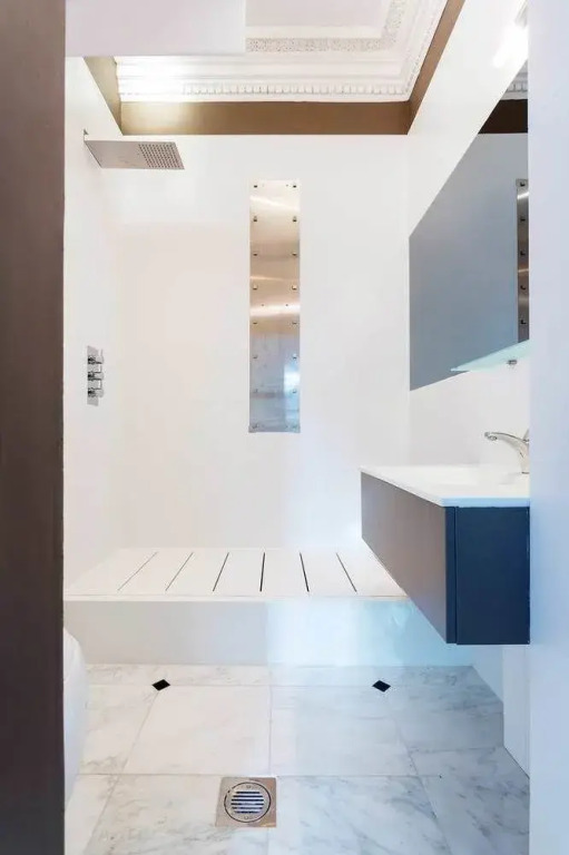 Veeve - Designer Clapham