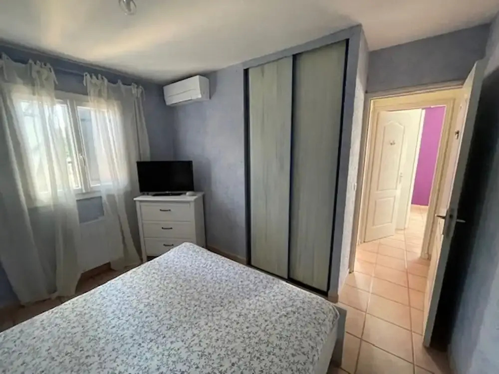 Villa in Vidauban with Pool & Vineyards Nearby