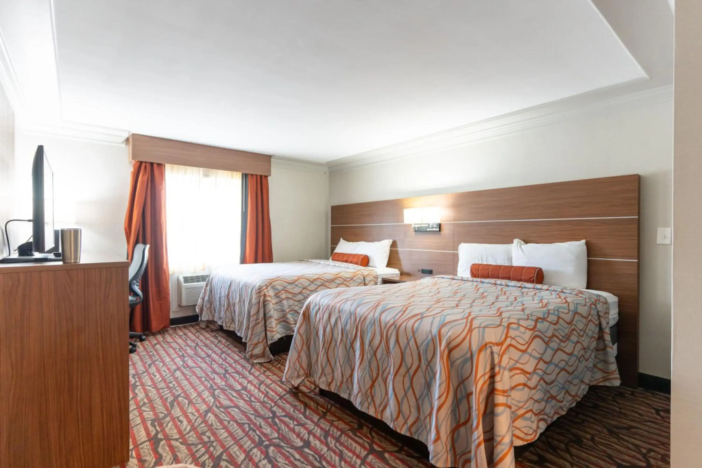 Kalika Hotel