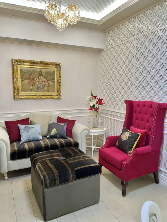 Spacious condo in Venice Luxury Residences