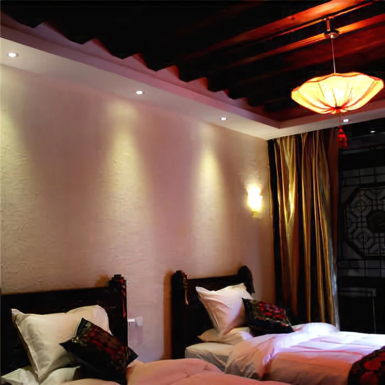 Sanyuetian Inn