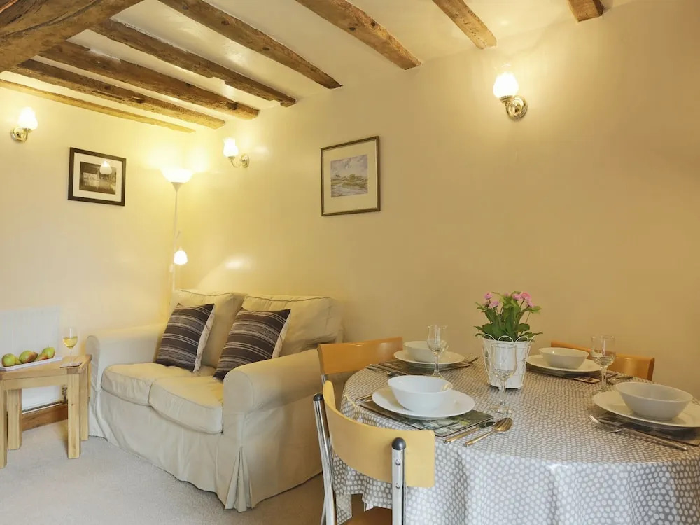 Luxurious Holiday Home in Snaoewith Fenced Garden
