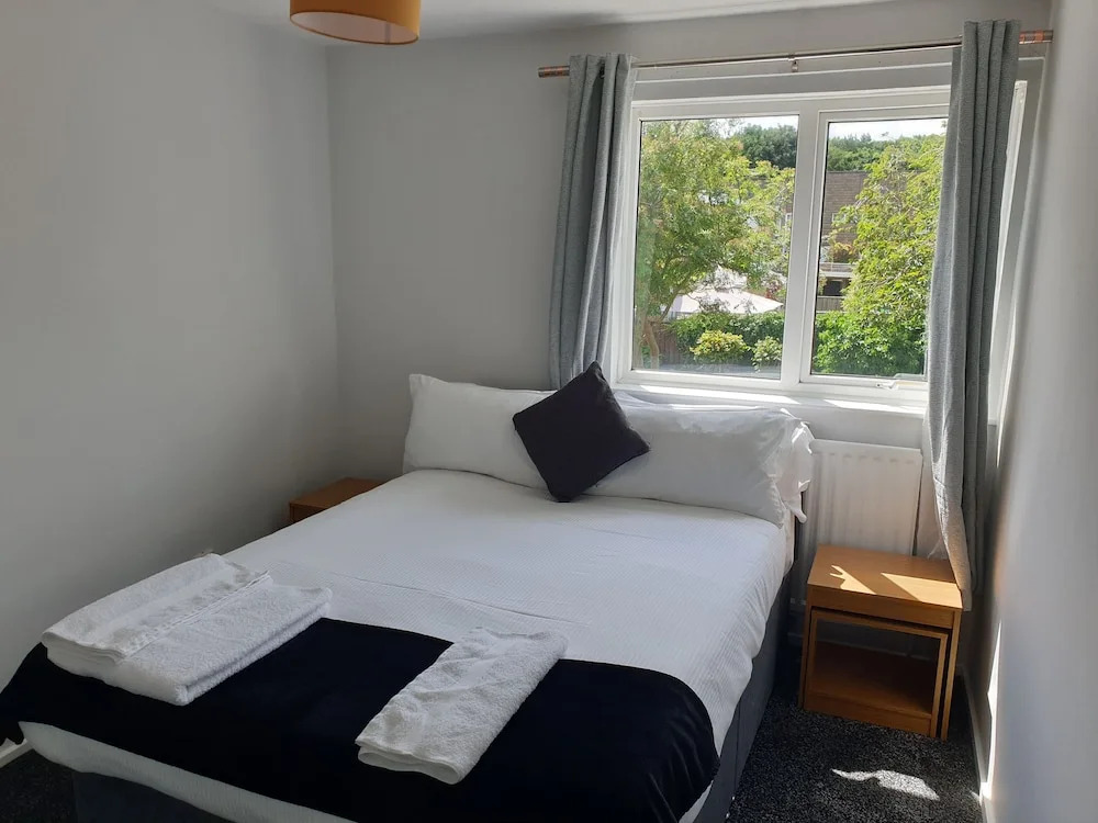 Washington's Diamond 3 Bedroom House Sleeps 6guest