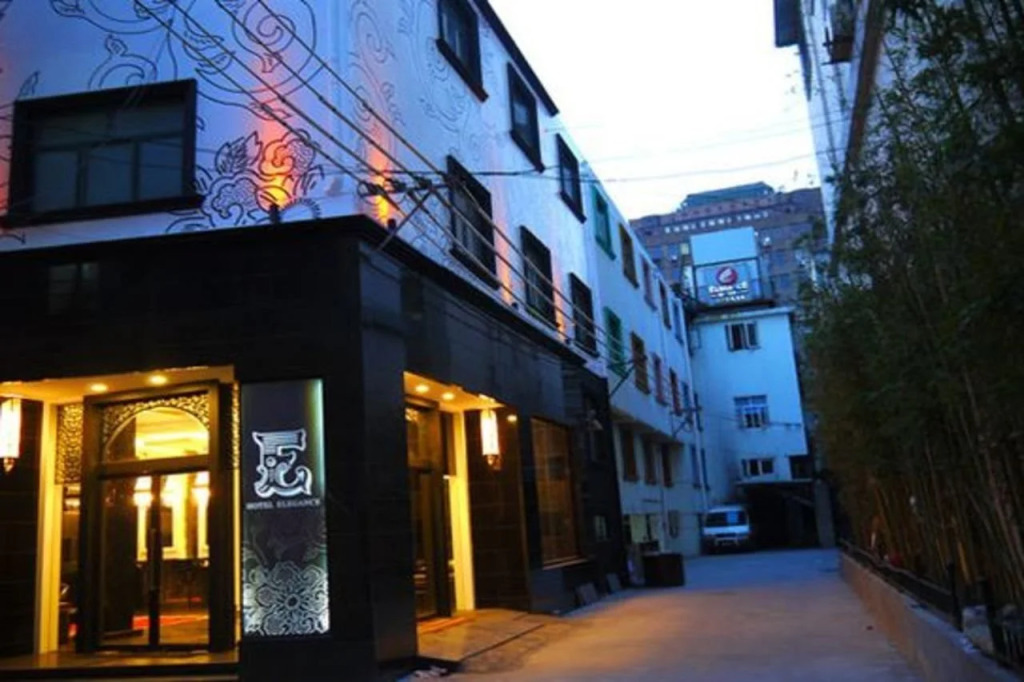 Elegance Bund Hotel