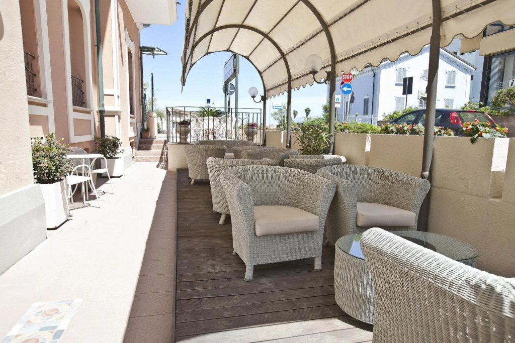 Hotel Aurora