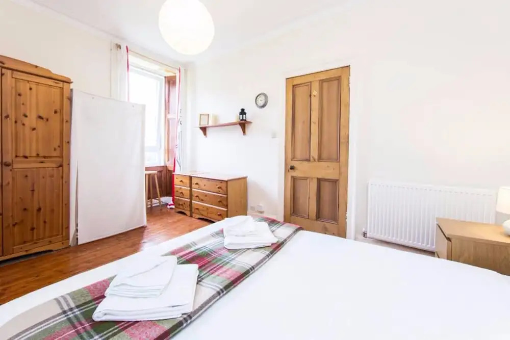 1 Bedroom Flat Near Haymarket