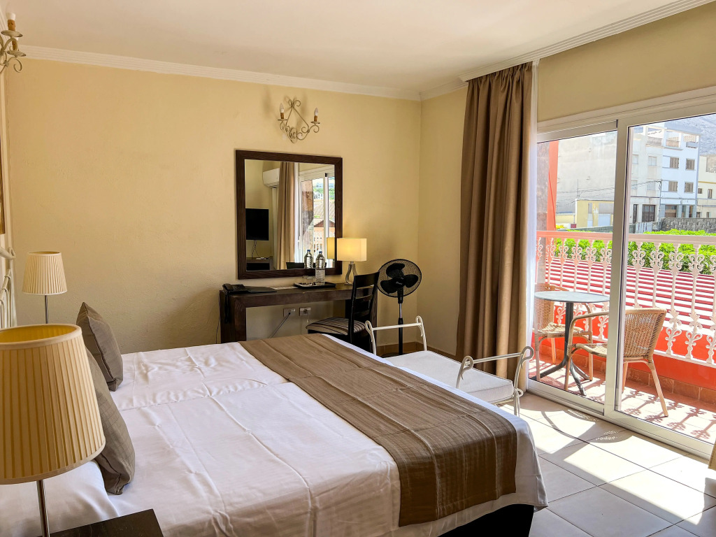 Hotel La Aldea Suites