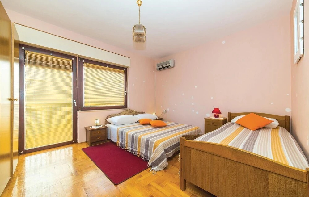 Beautiful Apartment in Okrug Gornji With 2 Bedrooms, Wifi and Outdoor Swimming Pool