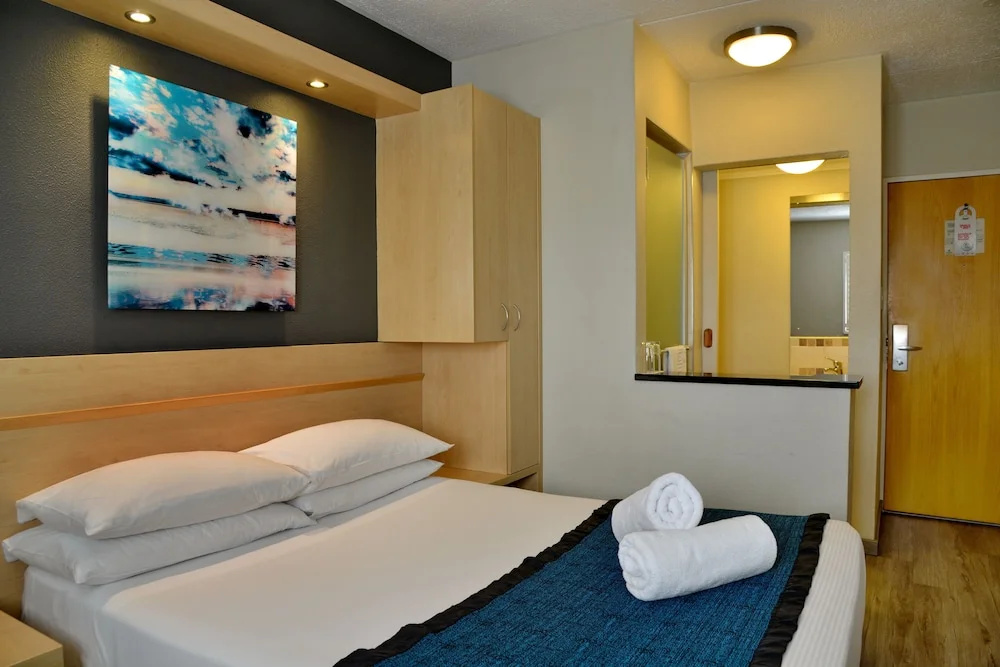 Duma Lodge