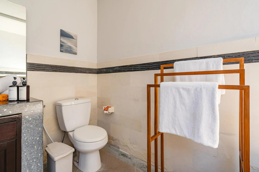 5Min WALK TO Beach - PRIVATE POOL MAHAYANA VILLA