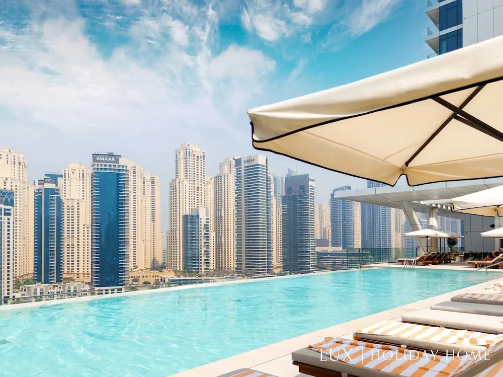 LUX  The Vida Marina Residence 2