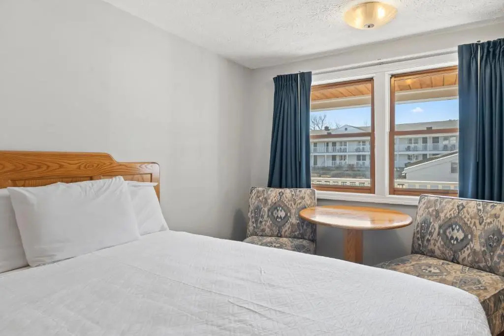 Mariner Resort