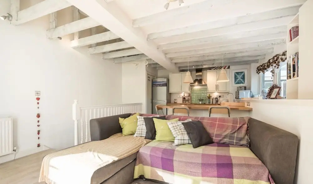 1 Bedroom Apartment by the Water of Leith