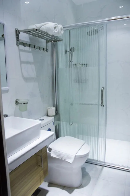 ELTI Suites