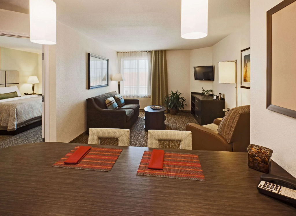 MainStay Suites- Kansas City Overland Park