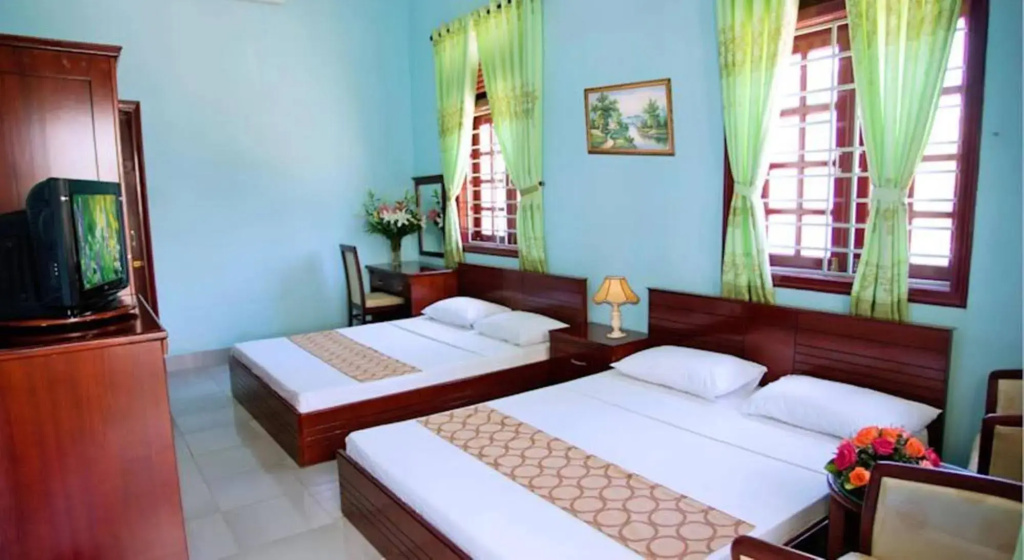 Tuyet Mai Hotel