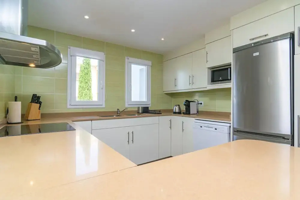 Villa Blanca - Villa With Private Pool. Free Wifi