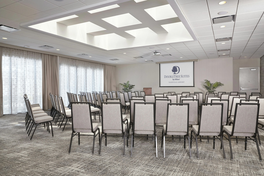 DoubleTree Suites by Hilton Nashville Airport