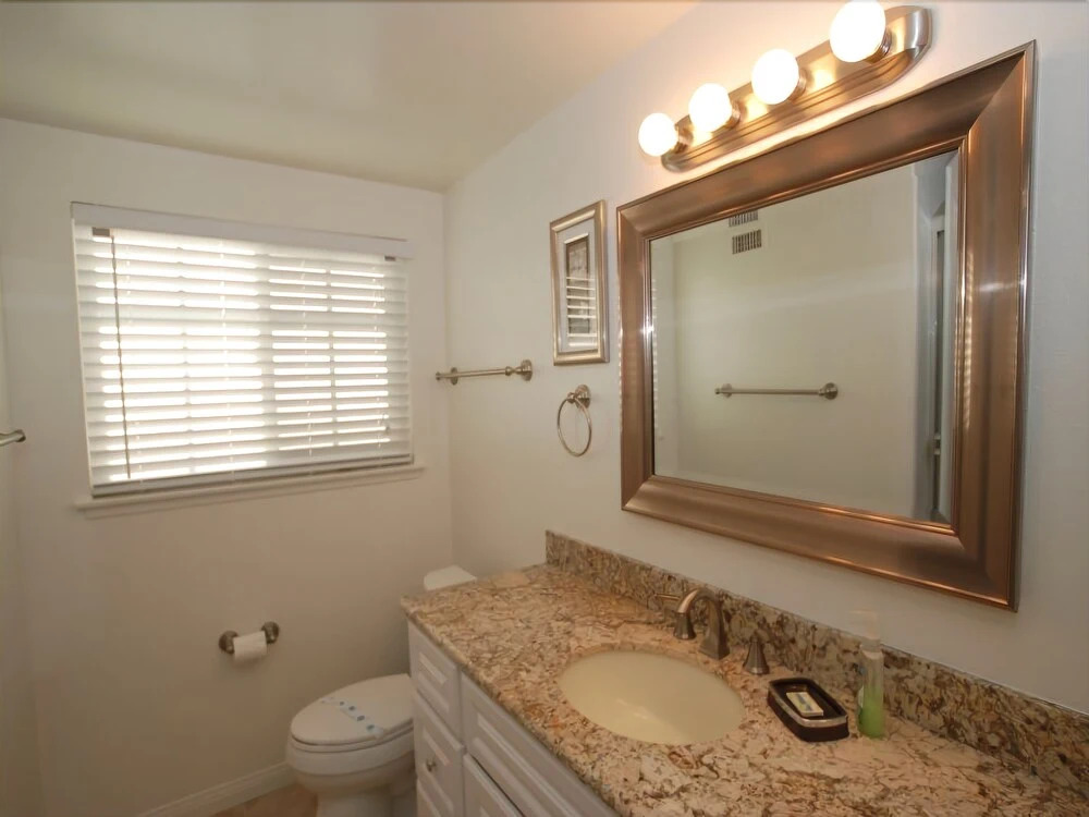 121 33rd St B Karb 4 Bedroom Duplex