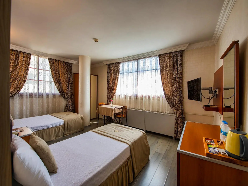 Kozan City Hotel