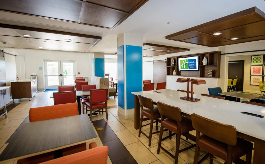 Holiday Inn Express Tulsa South Bixby by IHG