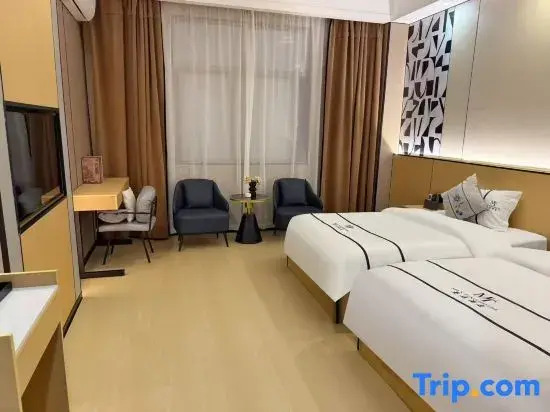 Manting Hotel (Dongfang High-Speed Rail Station)