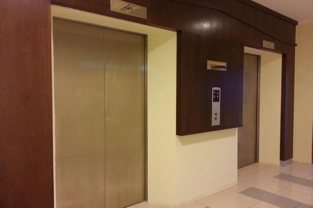 The Grand Puteri Hotel