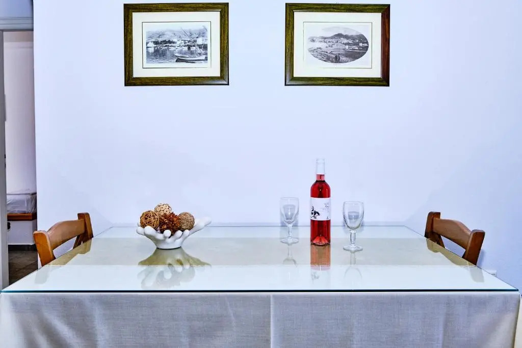 Aigaiou Avra Apartments
