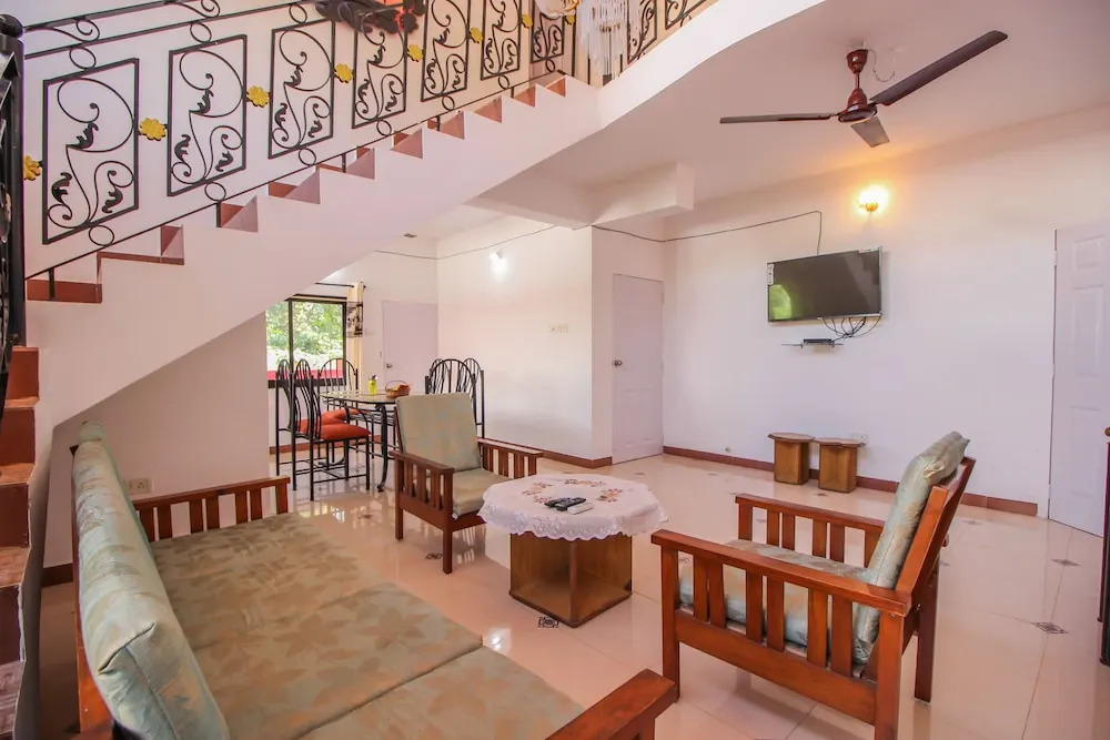 OYO 10401 Home 4BHK Villa Assagaon