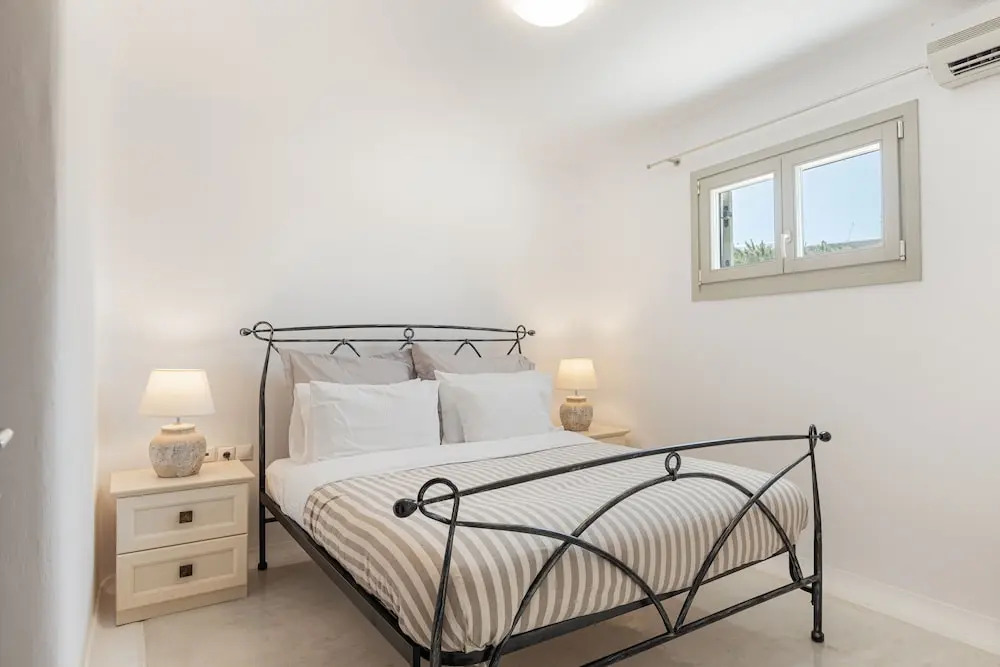 Contiki Resort Mykonos