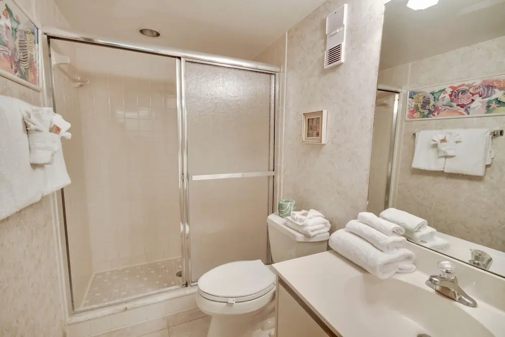Land's End 303 Building 8 Beachfront With Private Balcony!
