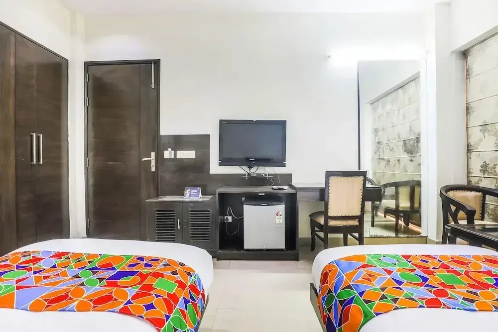 FabHotel Vizion Rezi