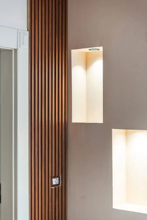 The Old-clock Apartment Modern 2BR