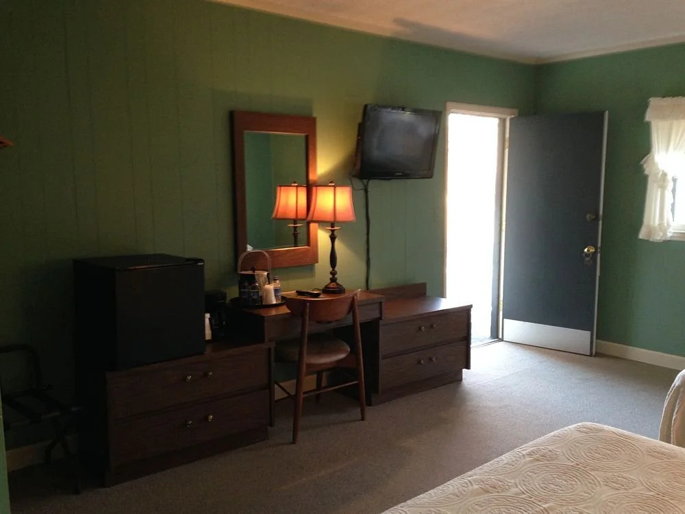 Alpen Acres Motel